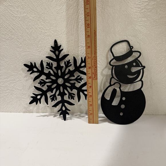 Set Of 2 Black Metal Wall Art 9” Snowman Snowflake 3D wall Decor Shadow T45 - Picture 5 of 6